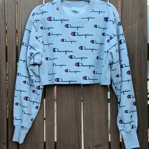 Champion Women's Gray Reverse Weave All Over Logo Crop Top Sweatshirt Size Small